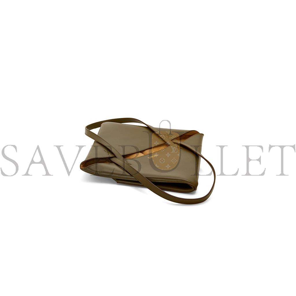 LOEWE MEDIUM PUZZLE FOLD TOTE IN SHINY CALFSKIN A657G50X01 (31.5*25.5*14.5cm) LOEWE MEDIUM PUZZLE FOLD TOTE IN SHINY CALFSKIN A657G50X01 (31.5*25.5*14.5cm)